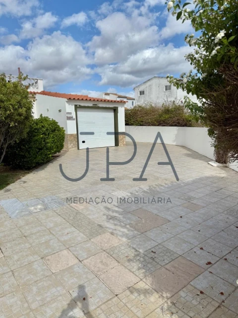 Moradia T4 para Venda em Castro Marim