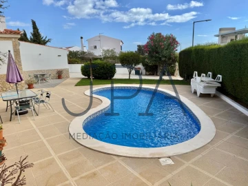 Moradia T4 para Venda em Castro Marim