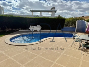 Moradia T4 para Venda em Castro Marim