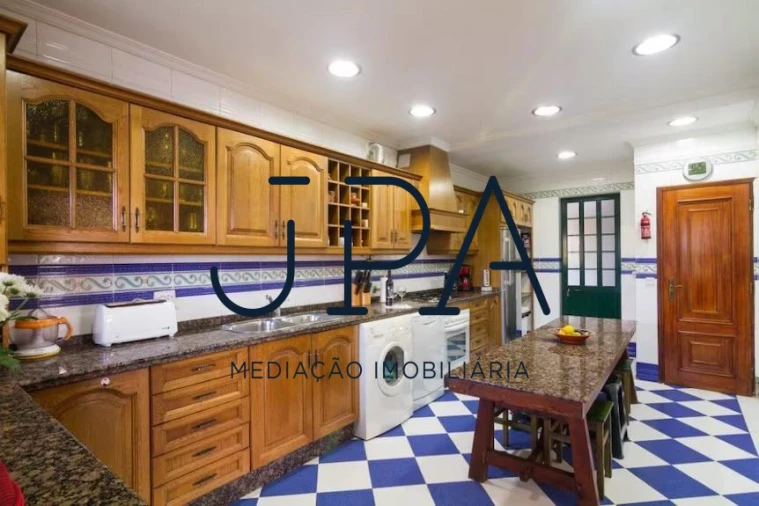 Moradia T4 para Venda em Castro Marim Foto 5