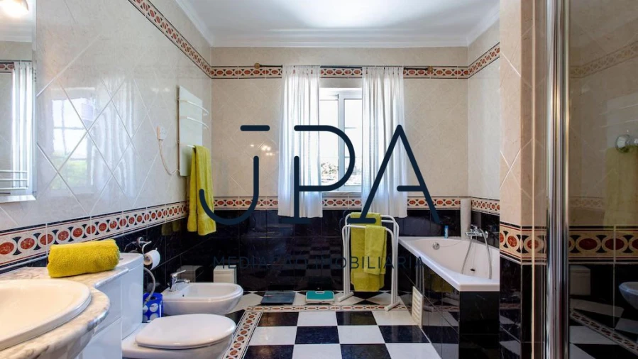 Moradia T4 para Venda em Castro Marim Foto 19