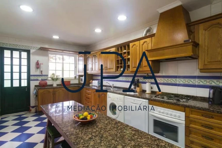 Moradia T4 para Venda em Castro Marim Foto 3