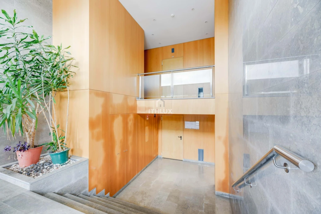 Apartamento T3 para Venda em Barcarena Foto 4