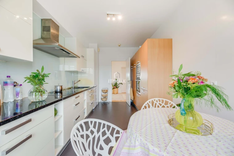 Apartamento T3 para Venda em Barcarena Foto 23