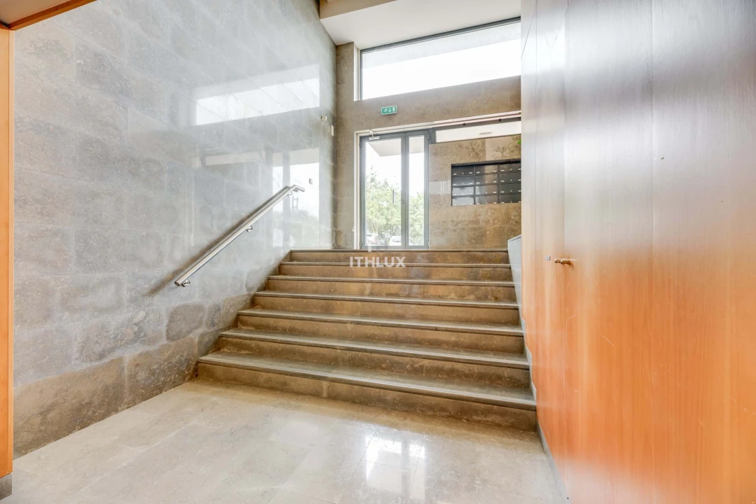 Apartamento T3 para Venda em Barcarena Foto 28