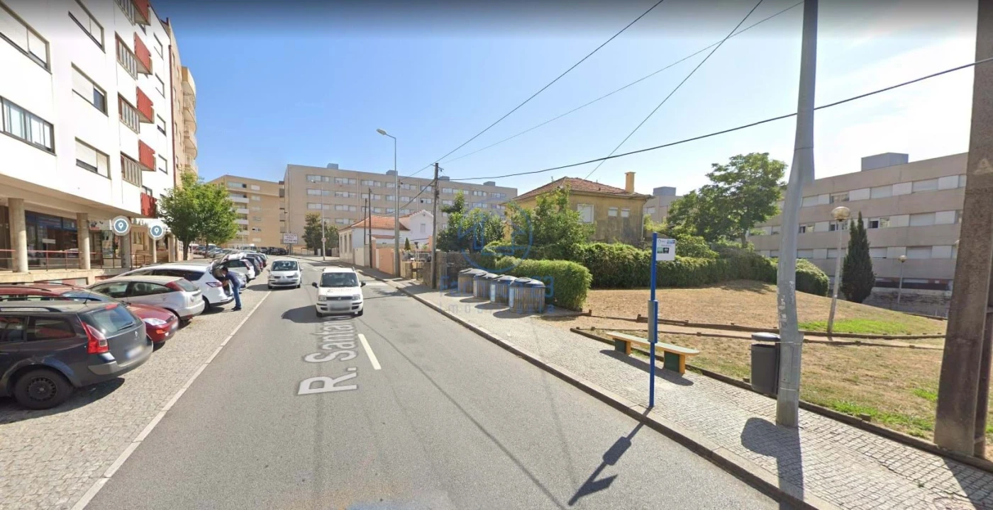 Terreno para Venda em Custoias Foto 1