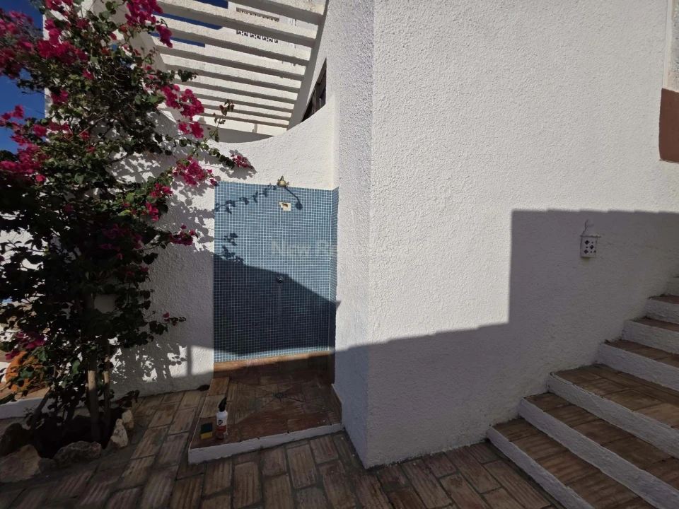 Moradia T3 para Venda em Albufeira e Olhos de Água Foto 13