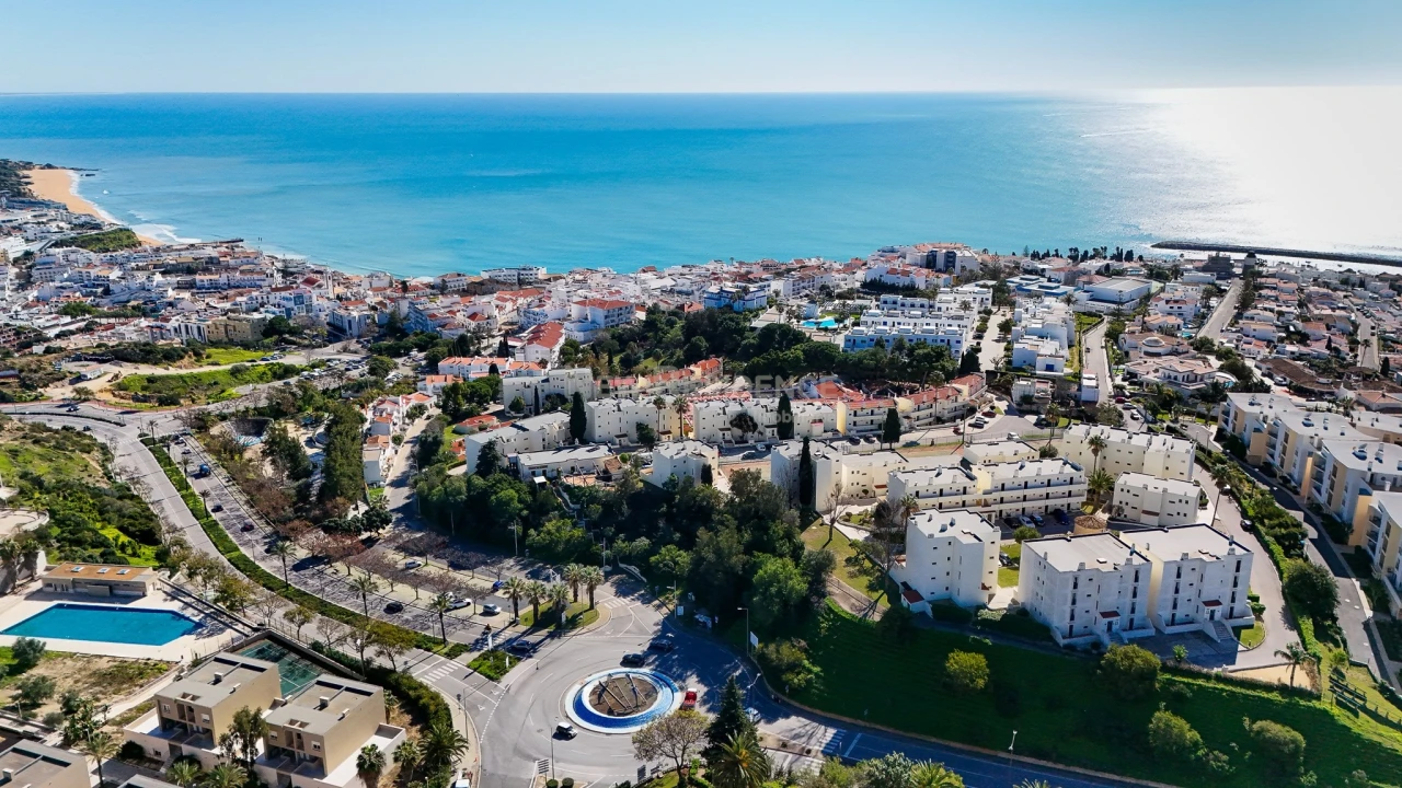 Moradia T3 para Venda em Albufeira e Olhos de Água Foto 46
