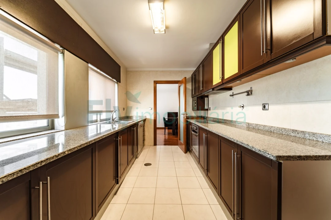 Apartamento T3 para Venda em Caldas de Vizela (São Miguel e São João) Foto 11