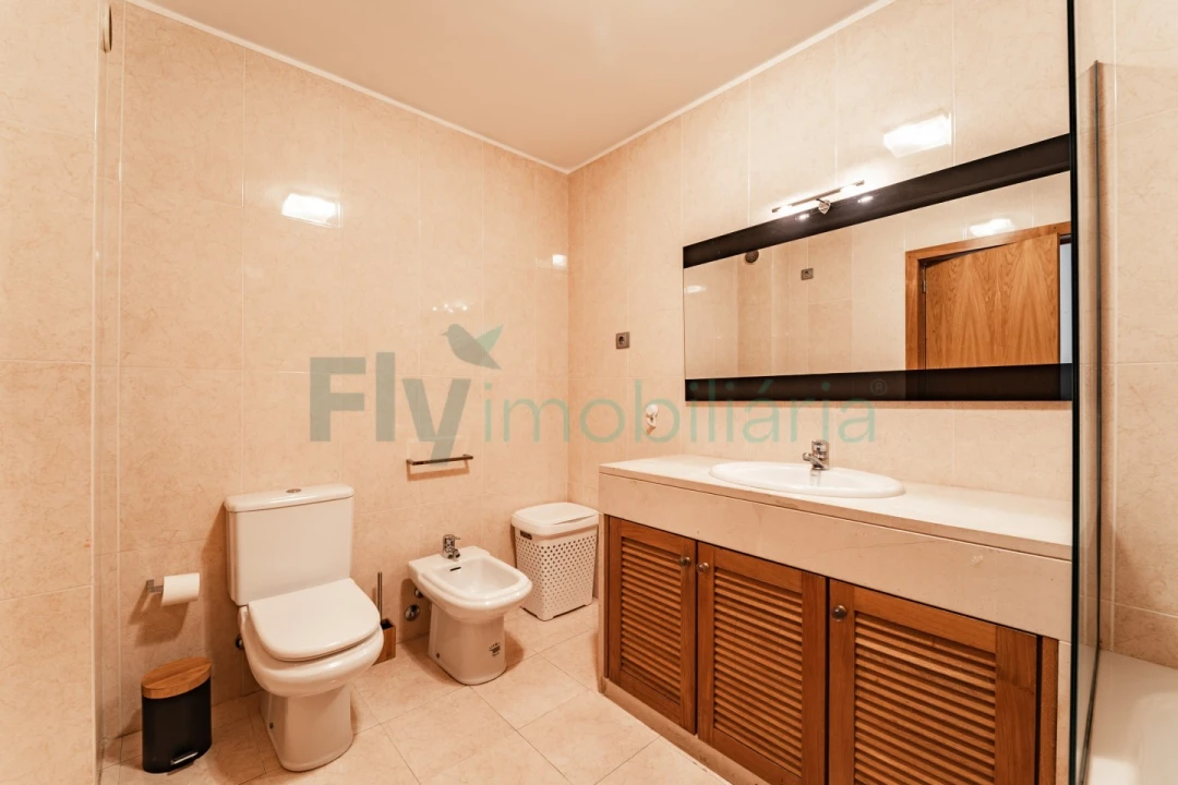 Apartamento T3 para Venda em Caldas de Vizela (São Miguel e São João) Foto 24