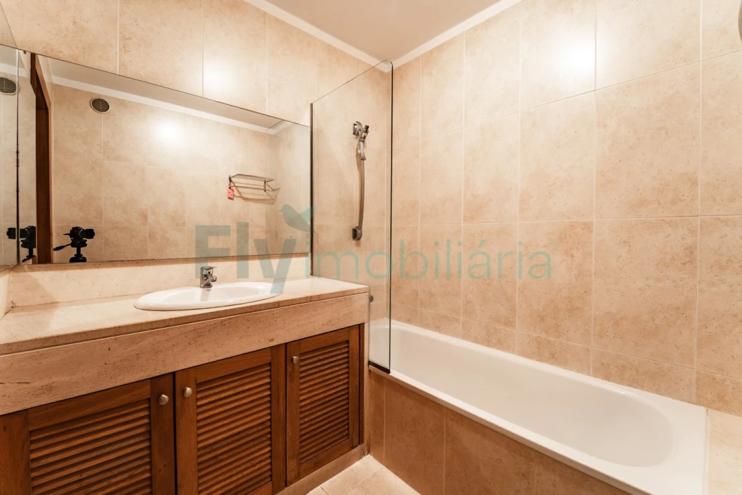 Apartamento T3 para Venda em Caldas de Vizela (São Miguel e São João) Foto 32