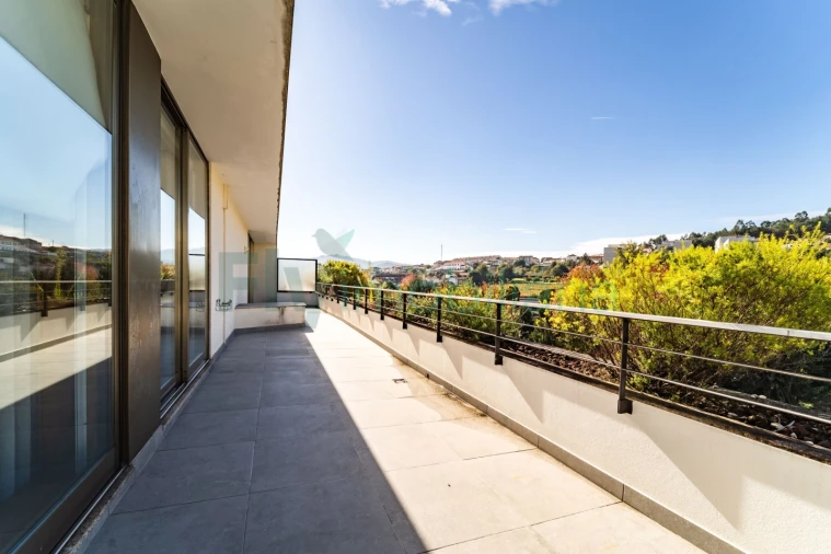 Apartamento T3 para Venda em Caldas de Vizela (São Miguel e São João) Foto 42