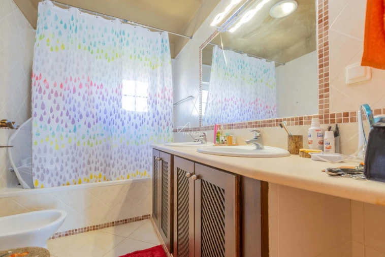 Moradia T3 para Venda em Olhão Foto 21