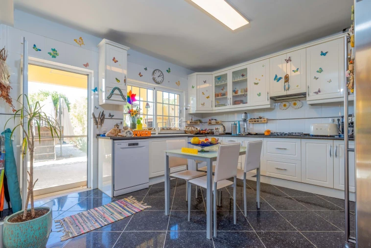 Moradia T3 para Venda em Olhão Foto 10