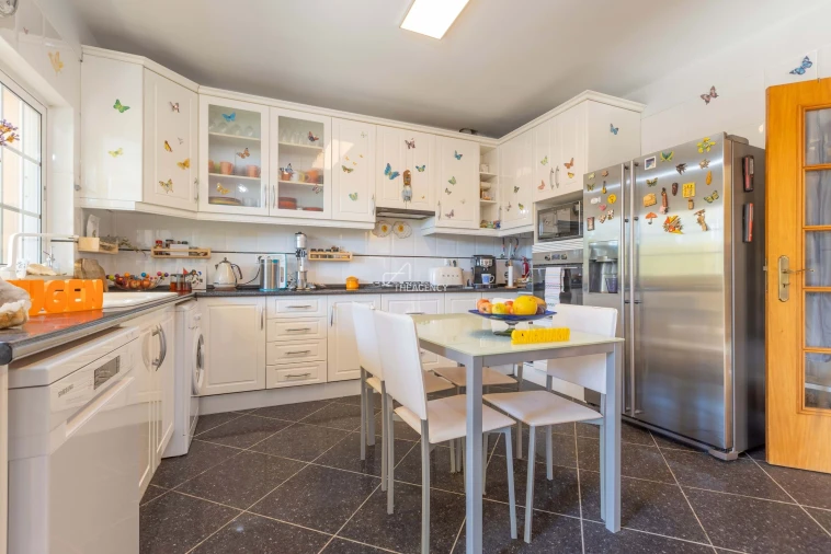 Moradia T3 para Venda em Olhão Foto 12