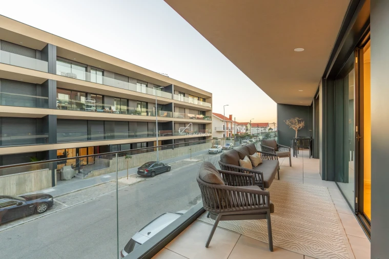 Apartamento T2 para Venda em Madalena Foto 3