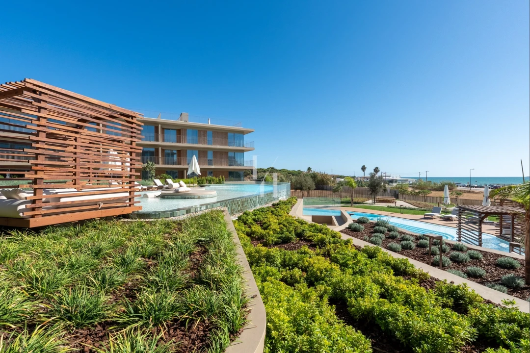 Apartamento T2 para Venda em Quarteira Foto 22