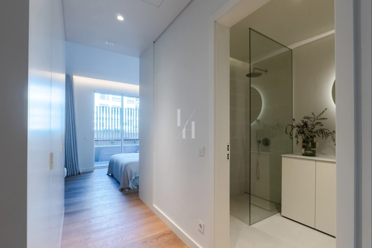 Apartamento T2 para Venda em Quarteira Foto 8