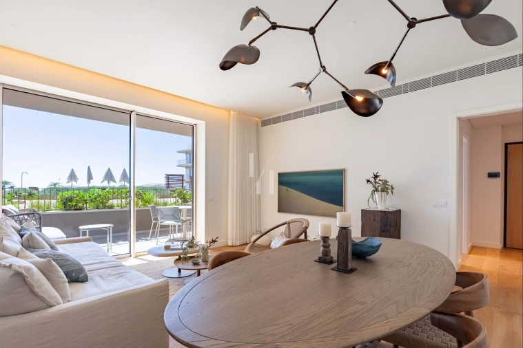 Apartamento T2 para Venda em Quarteira Foto 4