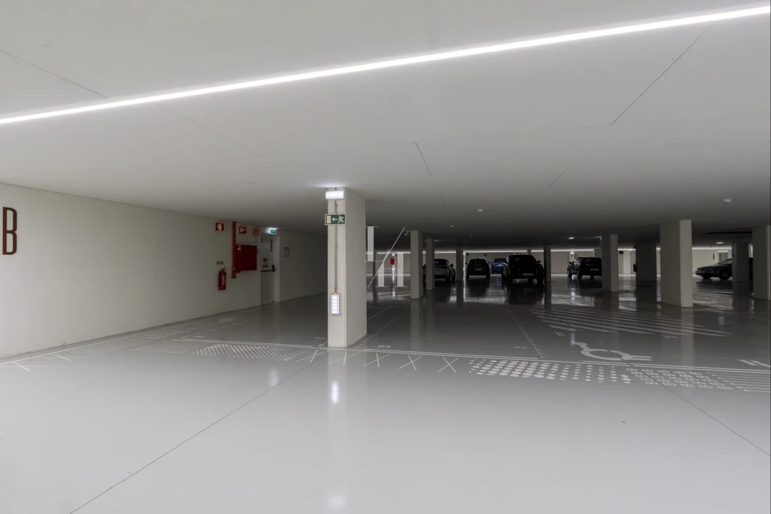 Apartamento T2 para Venda em Quarteira Foto 17