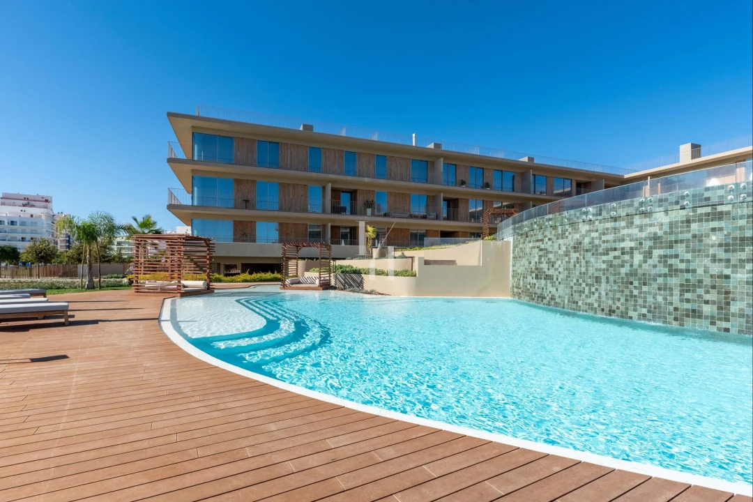 Apartamento T2 para Venda em Quarteira Foto 2