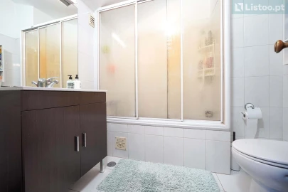 Apartamento T3 para Venda em Carcavelos e Parede