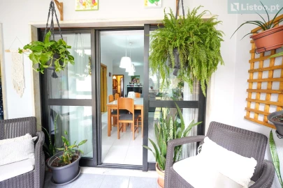 Apartamento T3 para Venda em Carcavelos e Parede
