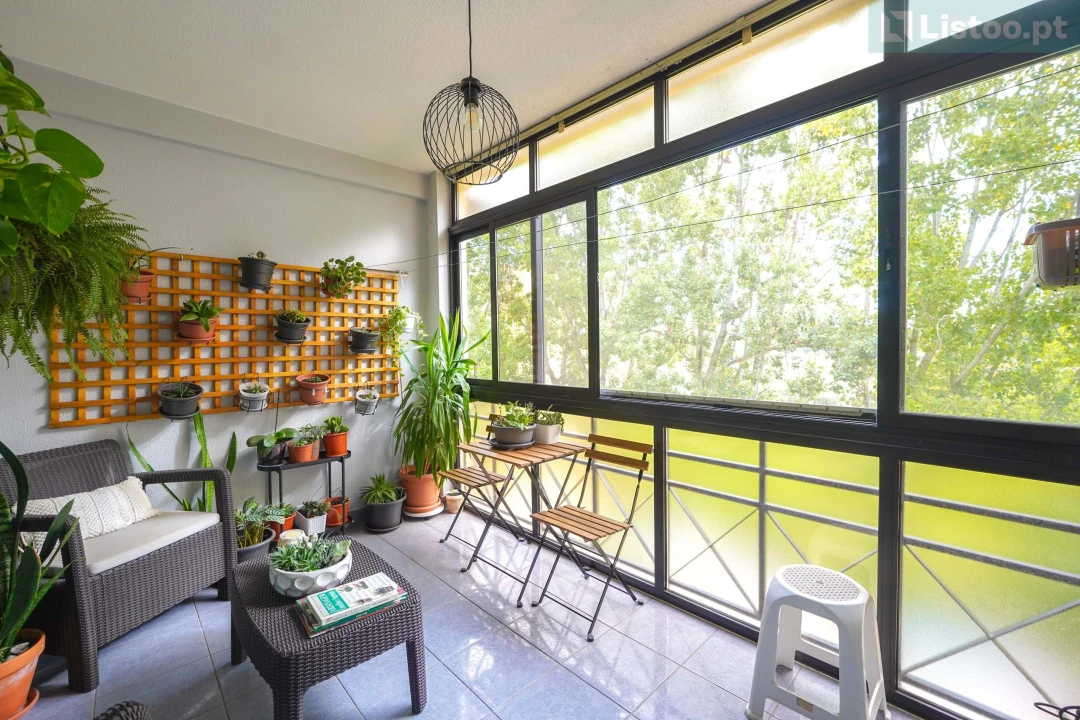 Apartamento T3 para Venda em Carcavelos e Parede Foto 1