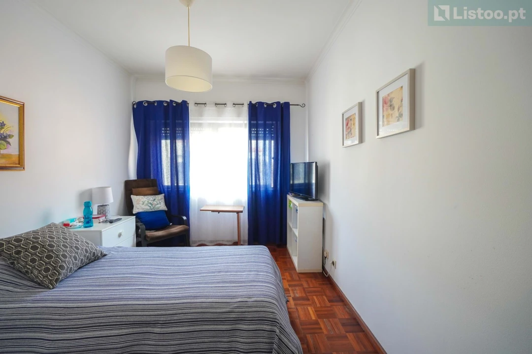 Apartamento T3 para Venda em Carcavelos e Parede Foto 14