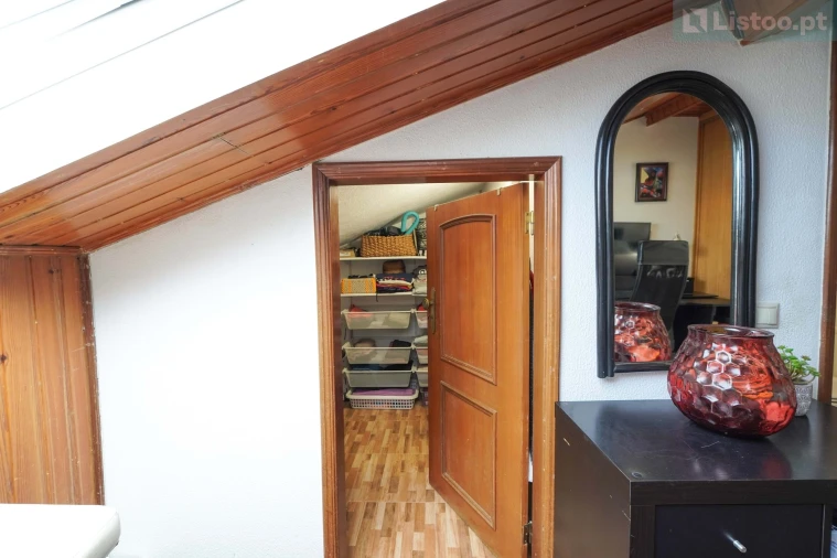 Apartamento T3 para Venda em Carcavelos e Parede Foto 28