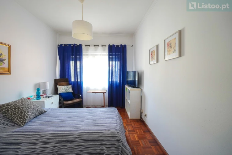 Apartamento T3 para Venda em Carcavelos e Parede Foto 14