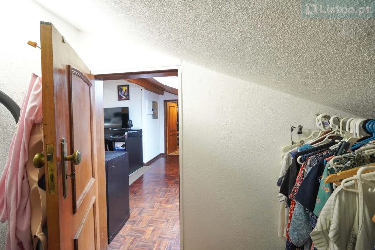 Apartamento T3 para Venda em Carcavelos e Parede Foto 27