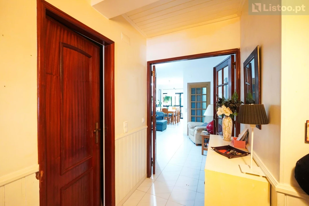 Apartamento T3 para Venda em Carcavelos e Parede Foto 11