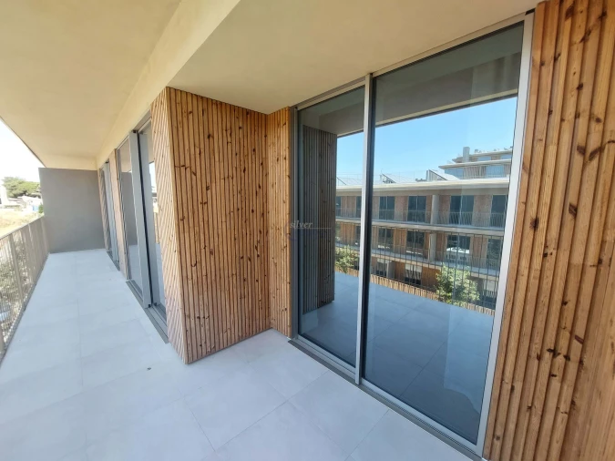 Apartamento T2 para Venda em Quarteira Foto 14