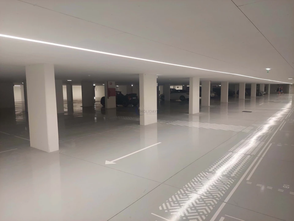 Apartamento T2 para Venda em Quarteira Foto 18