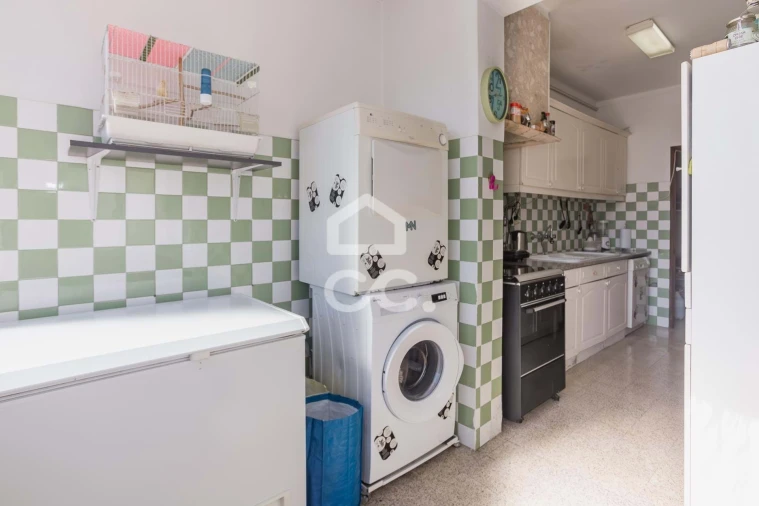 Apartamento T3 para Venda em Santa Maria, São Pedro e Matacães Foto 12