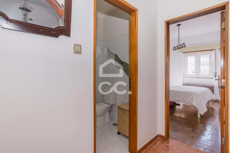 Apartamento T3 para Venda em Santa Maria, São Pedro e Matacães Foto 8