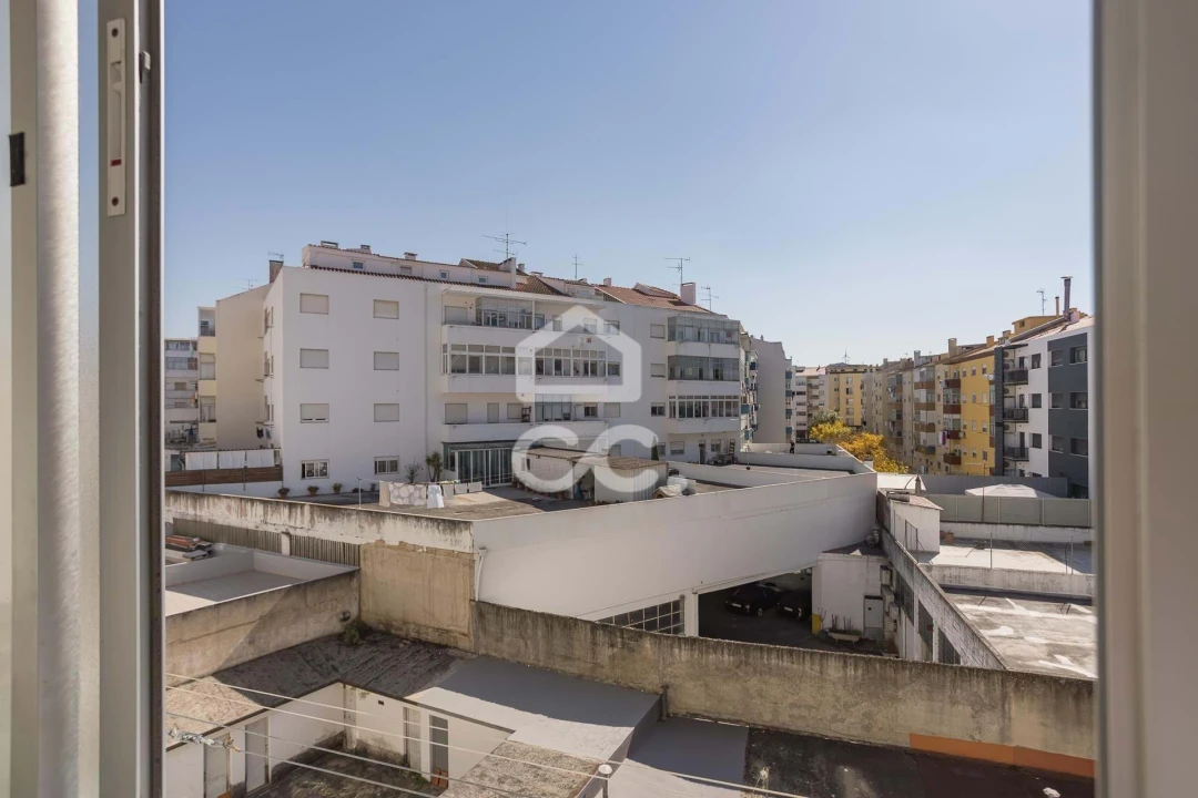 Apartamento T3 para Venda em Santa Maria, São Pedro e Matacães Foto 14
