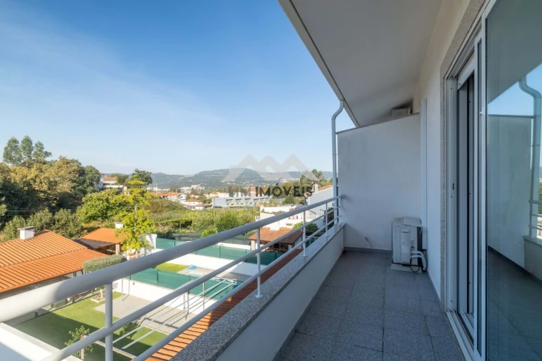 Moradia T3 para Venda em Paço de Sousa Foto 25