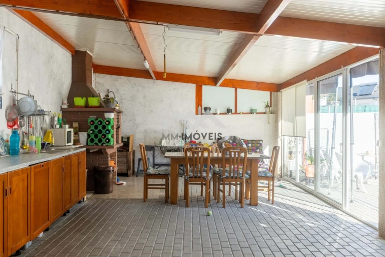 Moradia T3 para Venda em Paço de Sousa Foto 77