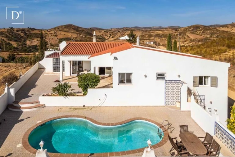 Moradia T3 para Venda em Conceição e Cabanas de Tavira Foto 1