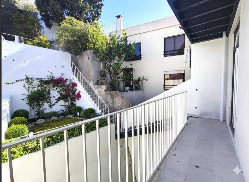 Apartamento T2 para Venda em Penha de França Foto 1