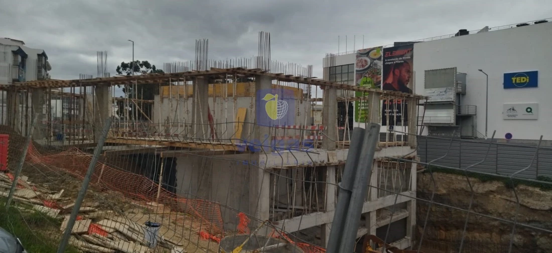 Apartamento T3 para Venda em Rio de Mouro Foto 12
