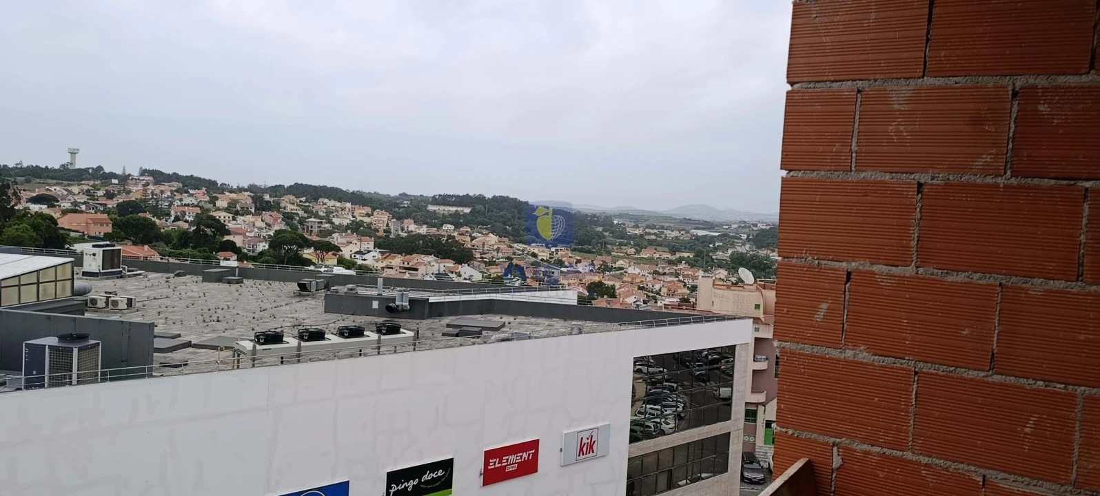 Apartamento T3 para Venda em Rio de Mouro Foto 1