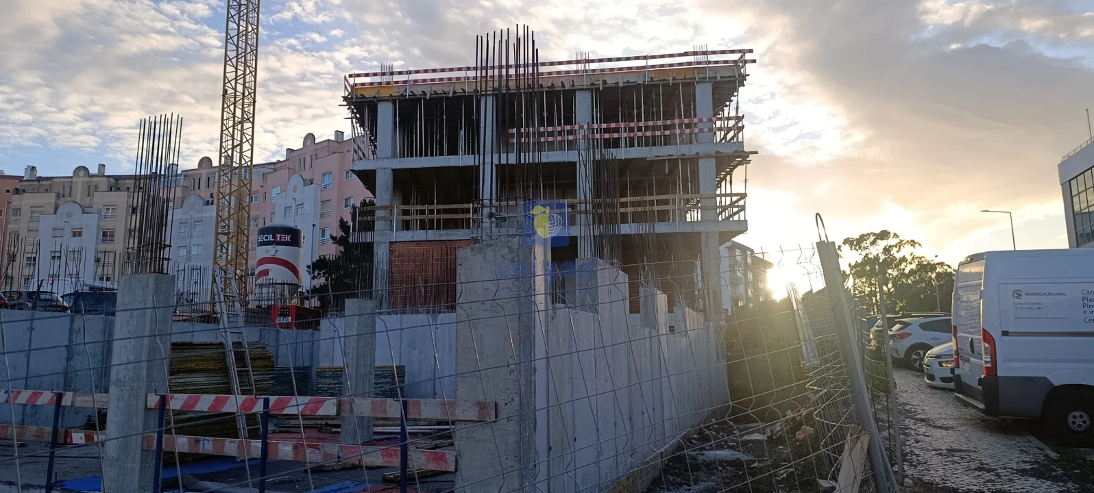 Apartamento T3 para Venda em Rio de Mouro Foto 10