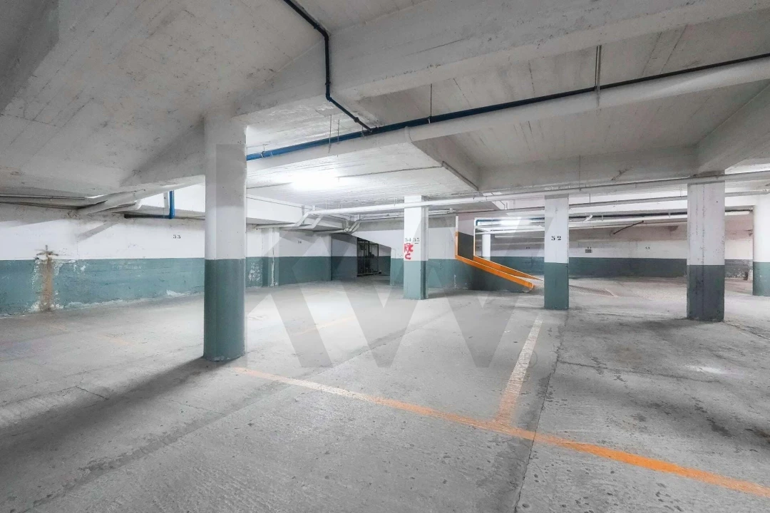 Apartamento T3 para Venda em Quarteira Foto 47