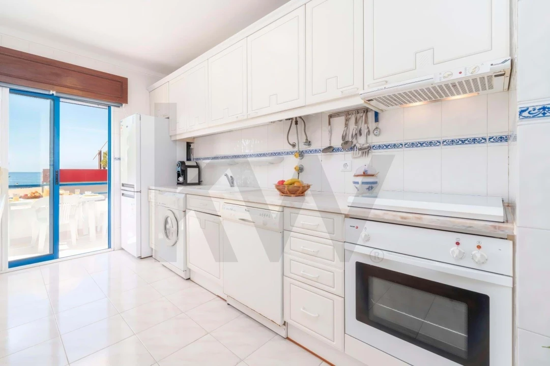 Apartamento T3 para Venda em Quarteira Foto 20