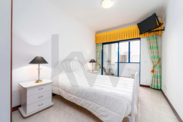 Apartamento T3 para Venda em Quarteira Foto 38