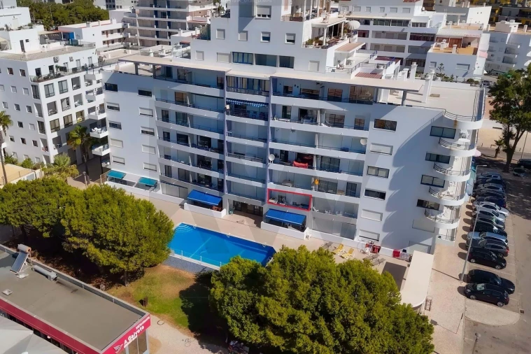 Apartamento T3 para Venda em Quarteira Foto 49