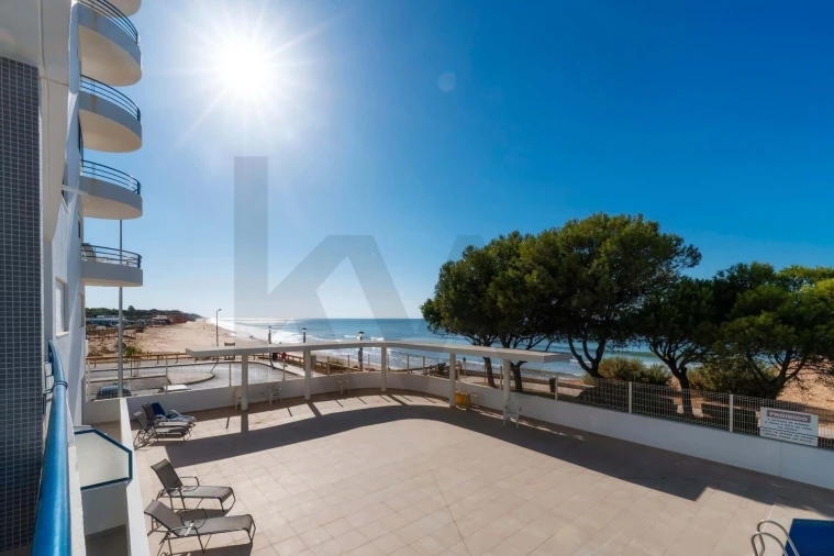 Apartamento T3 para Venda em Quarteira Foto 16